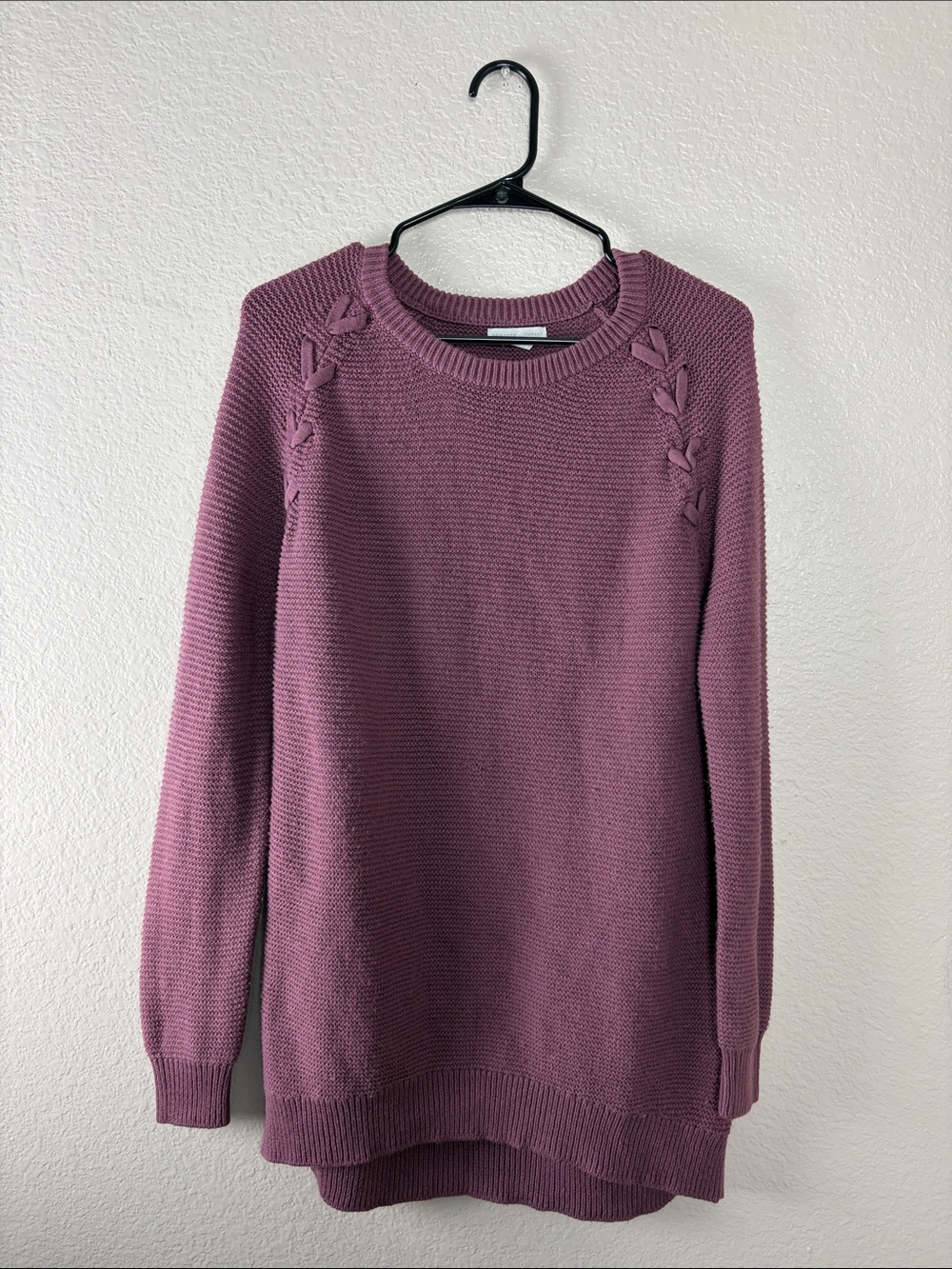 New York & Company Women's Mauve Crew Neck Sweater Size Small